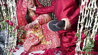 इंडियन शादी सुहागरात मैरिज हनीमून XXX चुदाई हिंदी में