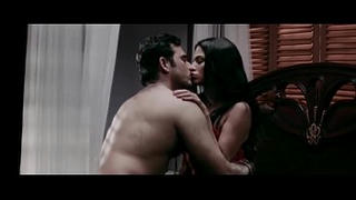 Veena Malik's Kissing Scene From Mumbai 125 KM - Bollywood Hindi Movie HIGH